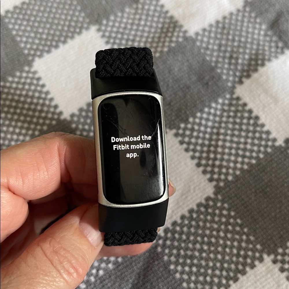 Fitbit Charge 5